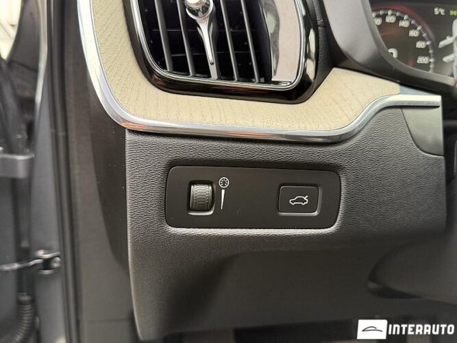 Volvo XC 60 61 interauto-car