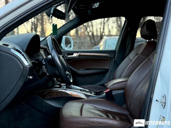 Audi Q5 42 interauto-car