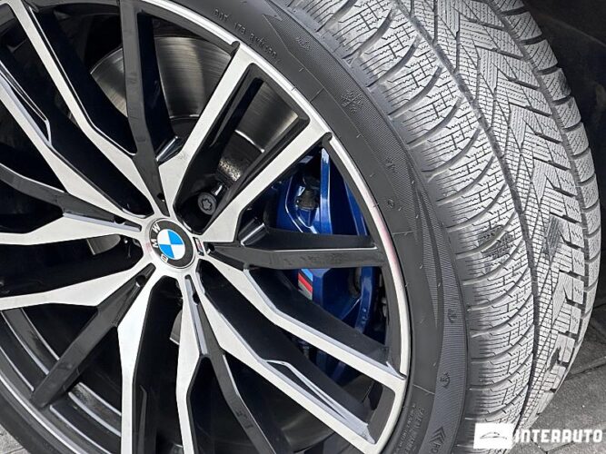 BMW X5 4.5e 49 interauto-car