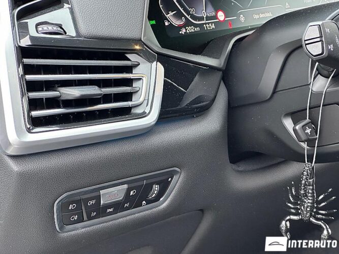 BMW X5 4.5e 43 interauto-car