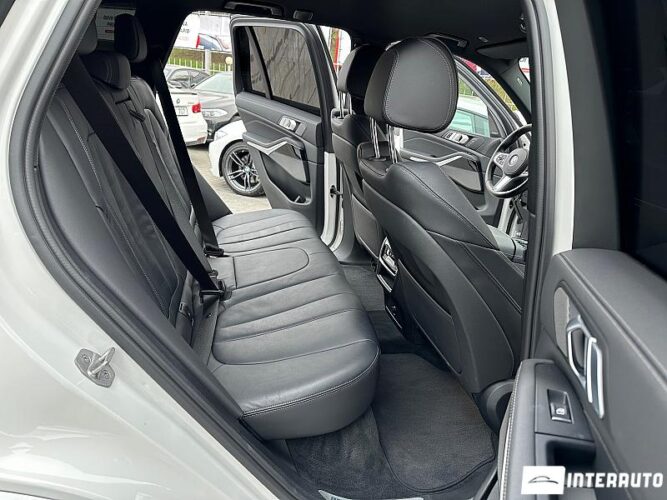 BMW X5 4.5e 48 interauto-car