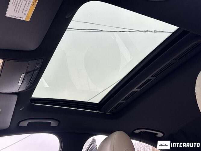 Mercedes C 300 51 interauto-car