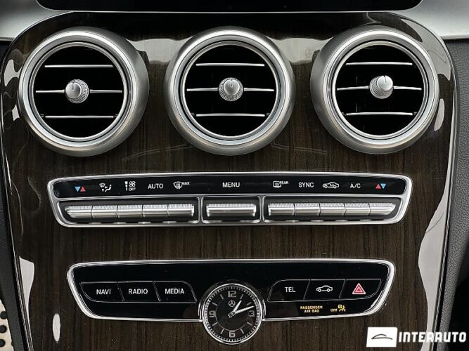 Mercedes C 300 47 interauto-car