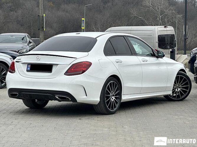 Mercedes C 300 39 interauto-car