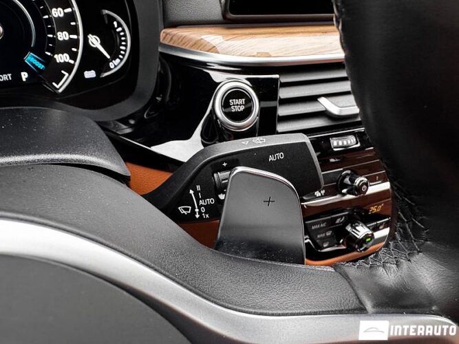 BMW 530e 50 interauto-car