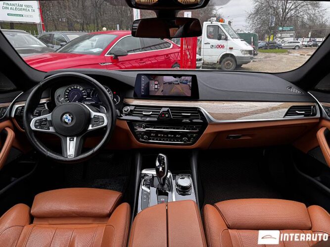 BMW 530e 43 interauto-car