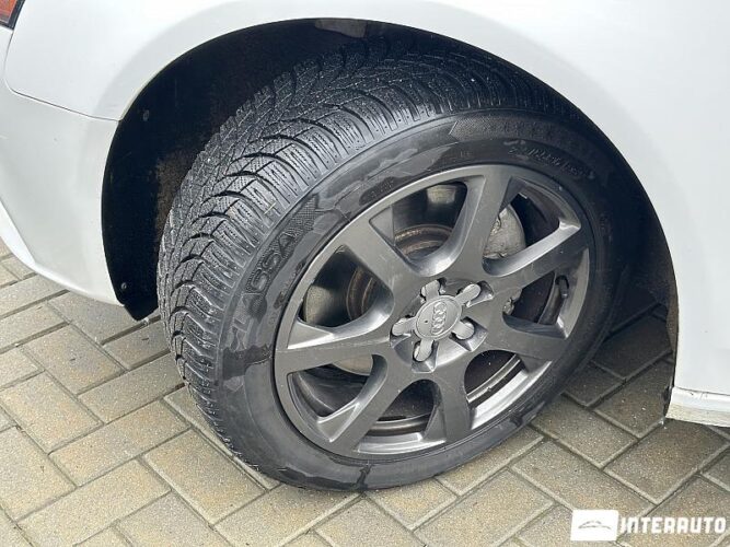 Audi A4 53 interauto-car