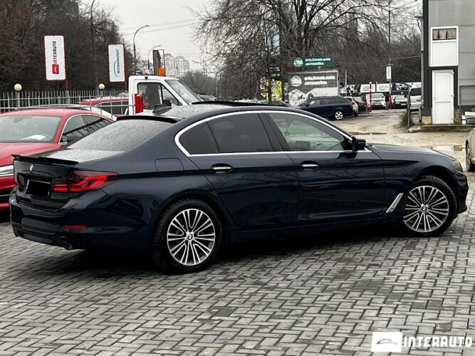 BMW 530e 37 interauto-car