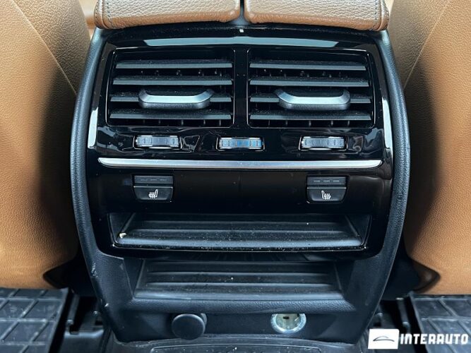 BMW 530e 42 interauto-car