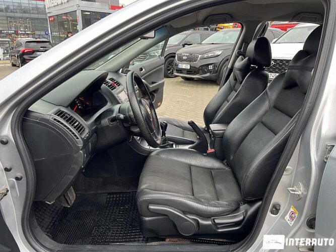 Honda Accord 32 interauto-car