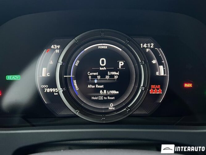 Lexus UX 250h 46 interauto-car