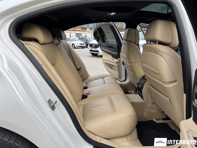 BMW 730 49 interauto-car