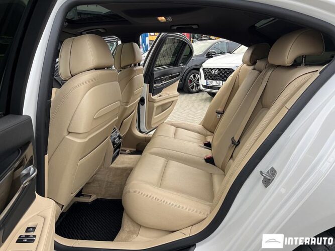 BMW 730 47 interauto-car
