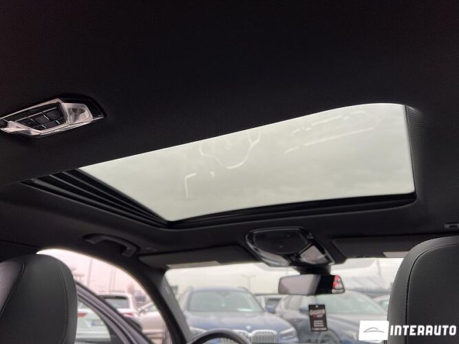 BMW 330E 52 interauto-car