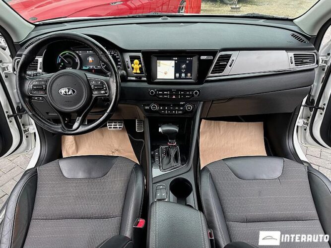 Kia Niro 38 interauto-car