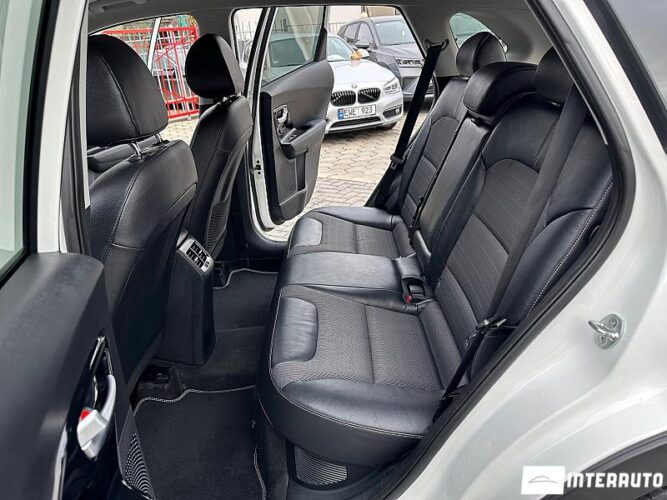 Kia Niro 48 interauto-car