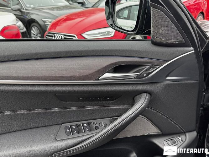 BMW 545e 52 interauto-car