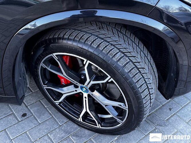 BMW X5 4.5e 52 interauto-car