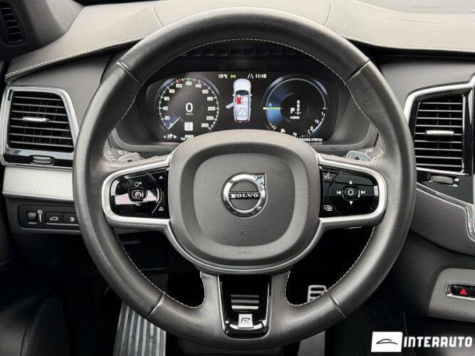 Volvo XC 90 52 interauto-car