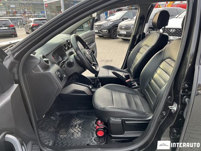 Dacia Duster 37 interauto-car