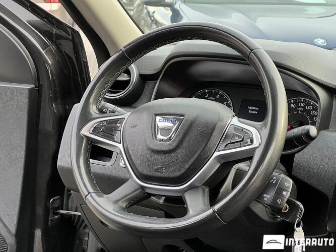 Dacia Duster 39 interauto-car