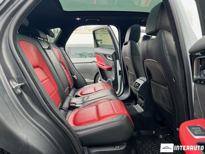 Jaguar F-Pace 53 interauto-car