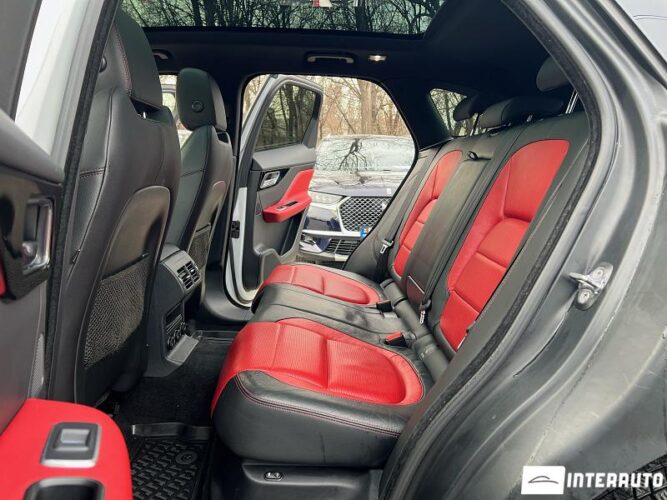 Jaguar F-Pace 55 interauto-car