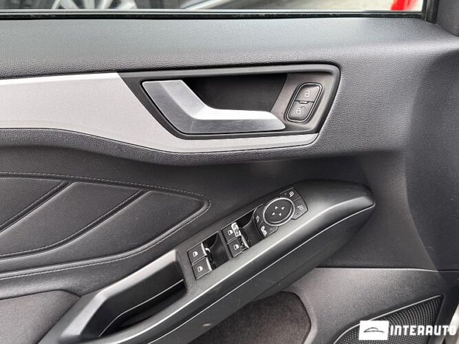 Ford Focus 45 interauto-car