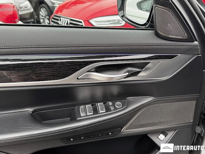 BMW 730 53 interauto-car