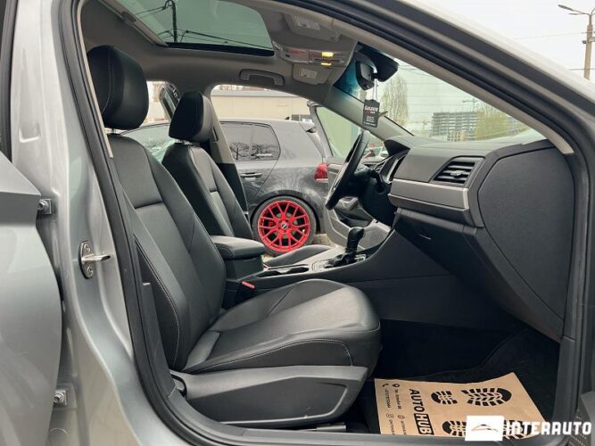 Volkswagen Jetta 52 interauto-car