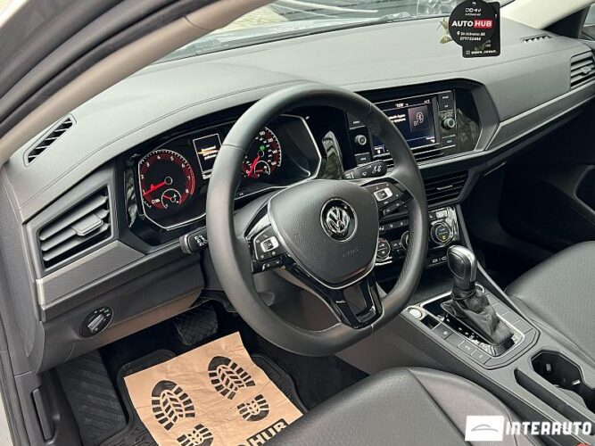 Volkswagen Jetta 43 interauto-car