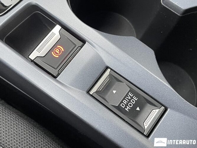 Peugeot 2008 44 interauto-car