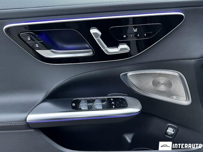 Mercedes C 200 49 interauto-car