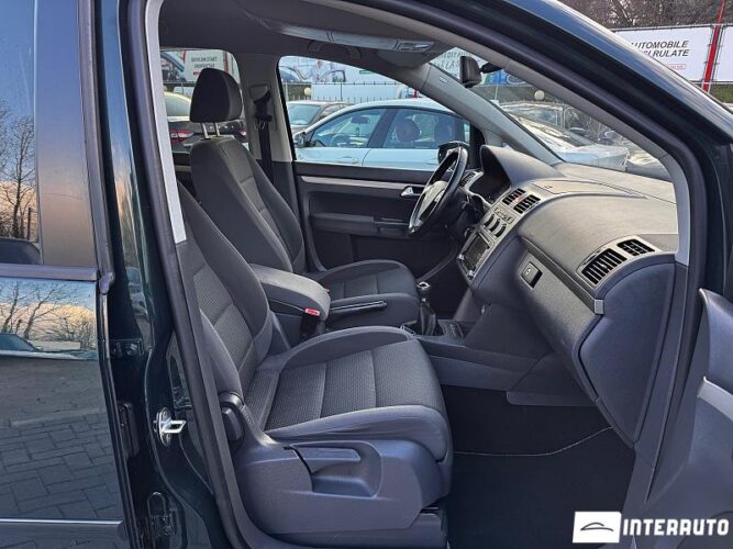 Volkswagen Touran 35 interauto-car