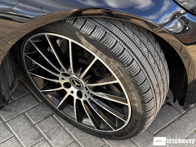 Mercedes C 350e 46 interauto-car