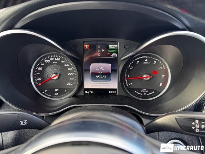 Mercedes C 350e 38 interauto-car