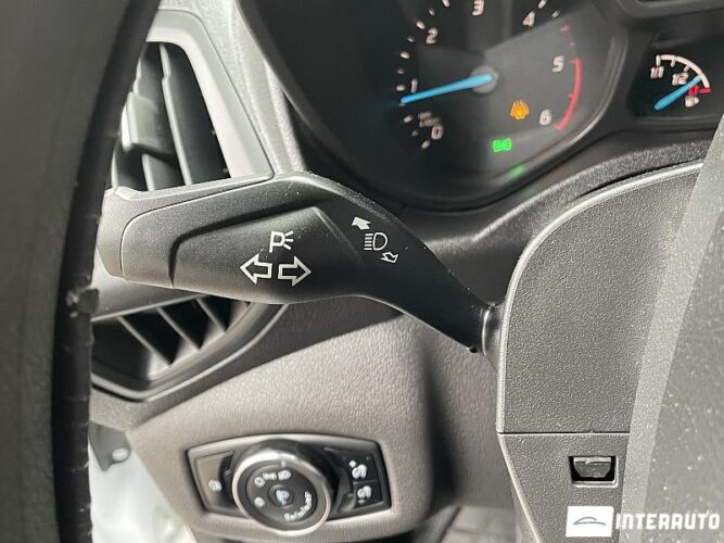 Ford Transit Connect 37 interauto-car