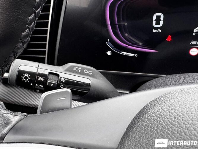 Kia Sportage 44 interauto-car