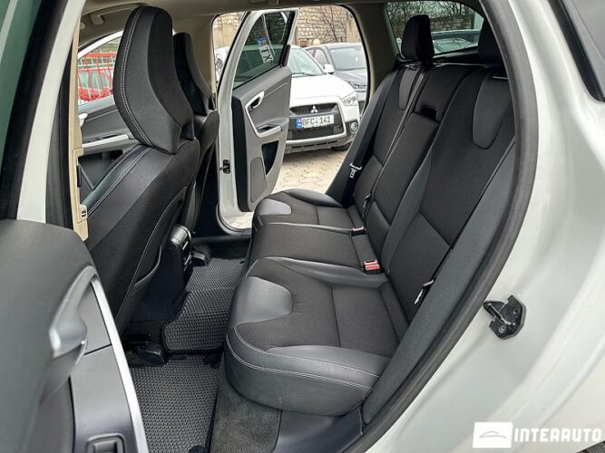 Volvo XC 60 47 interauto-car