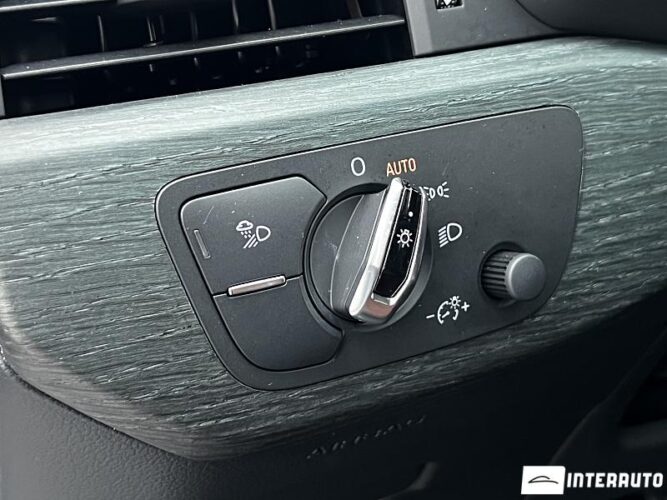 Audi A4 54 interauto-car