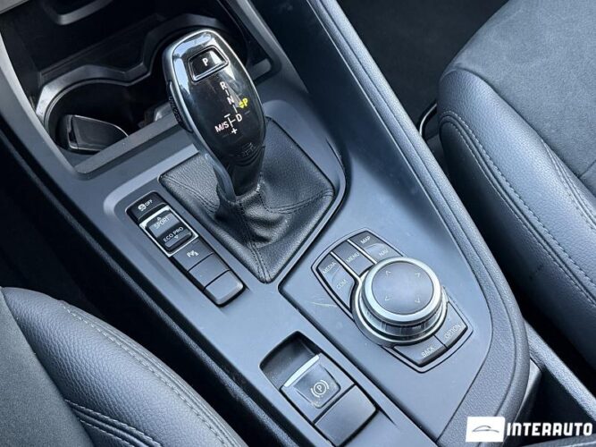BMW X1 1.6D 42 interauto-car