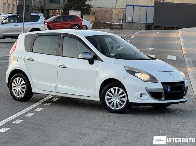 Renault Scenic 2010 doar la InterAuto