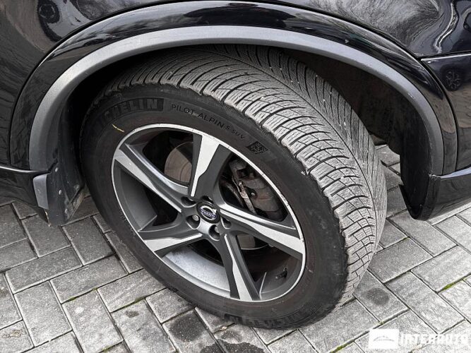 Volvo XC 90 41 interauto-car