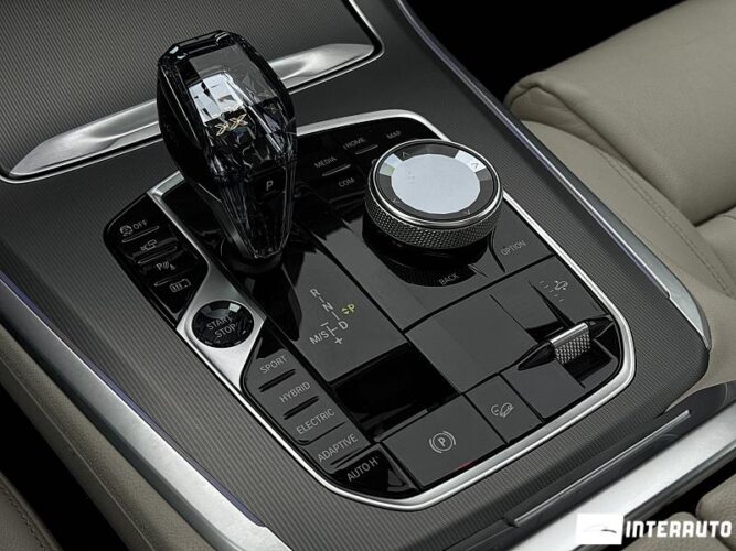 BMW X5 4.5e 47 interauto-car