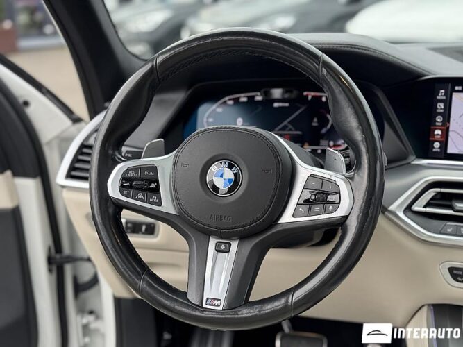 BMW X5 4.5e 43 interauto-car