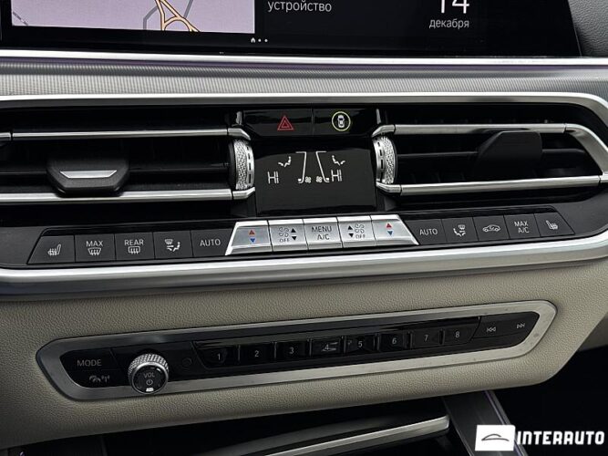 BMW X5 4.5e 46 interauto-car