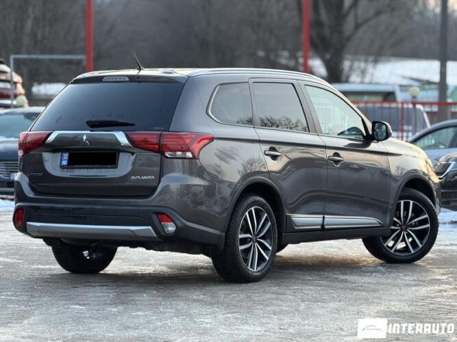 mitsubishi Outlander 2015