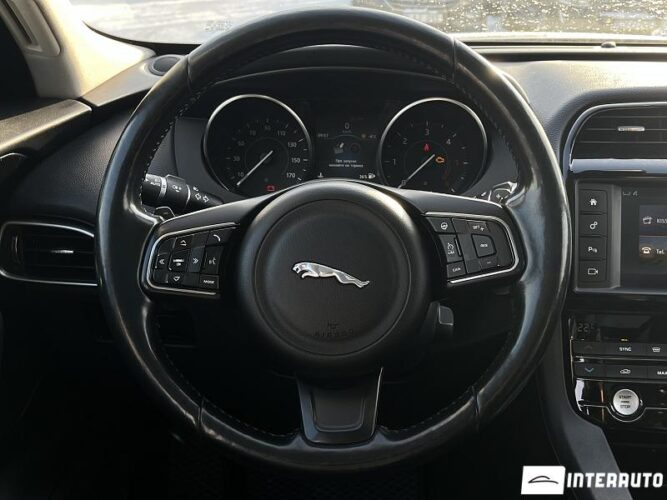 jaguar F-Pace 2016