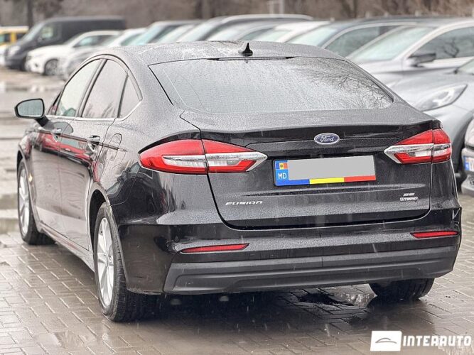 Ford Fusion 31 interauto-car