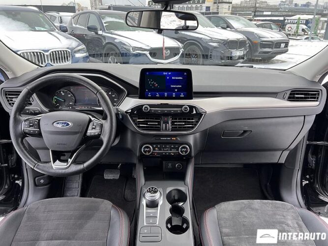 Ford Escape 41 interauto-car